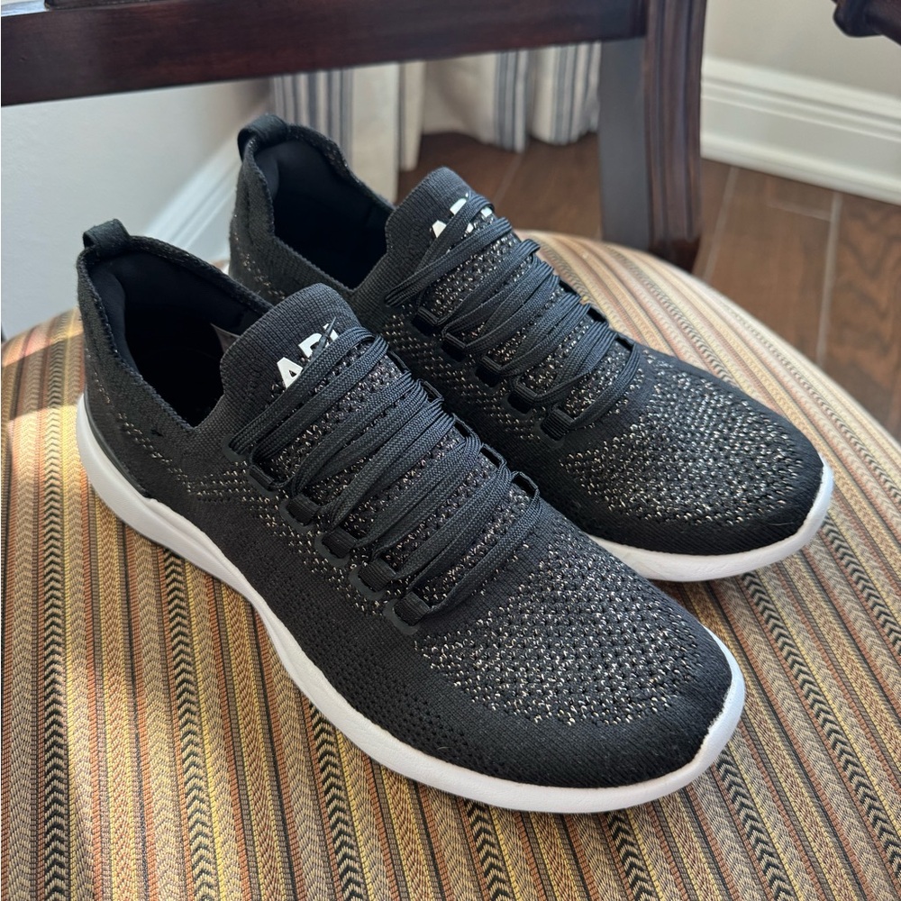 APL black gold metallic techloom breeze 9